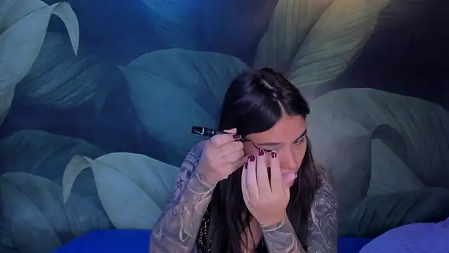 Snapshot of sweett_dirty chatting on October 21, 2025, 12:26 pm sweett dirty online show from October 21, 2025, 12:26 pm