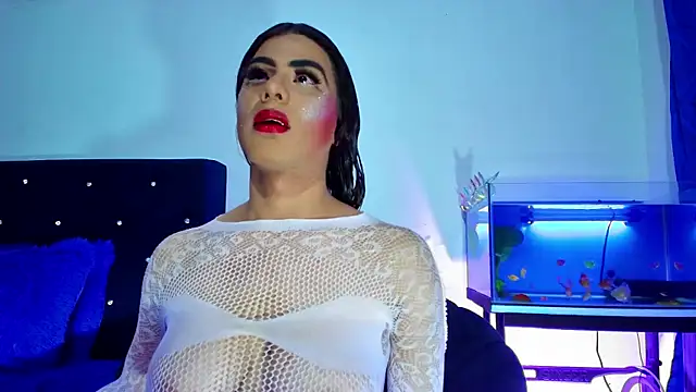 Aliice Doll online show from April 21, 2026, 11:44 pm