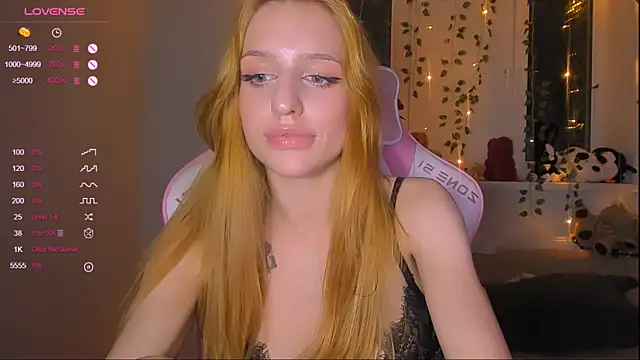 Anice  online show from February 15, 2026, 8:19 pm