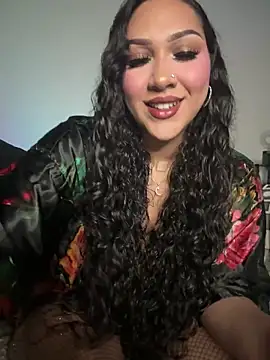 Lickplayofficial online show from June 16, 2026, 2:33 am