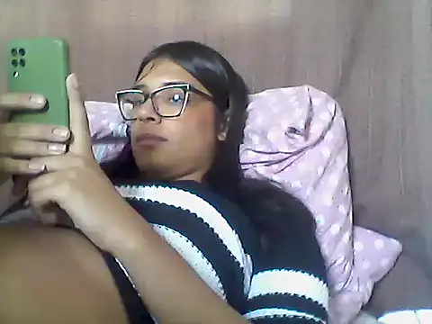 Snapshot of mariy_ chatting on July 10, 2026, 7:14 pm mariy online show from July 10, 2026, 7:14 pm
