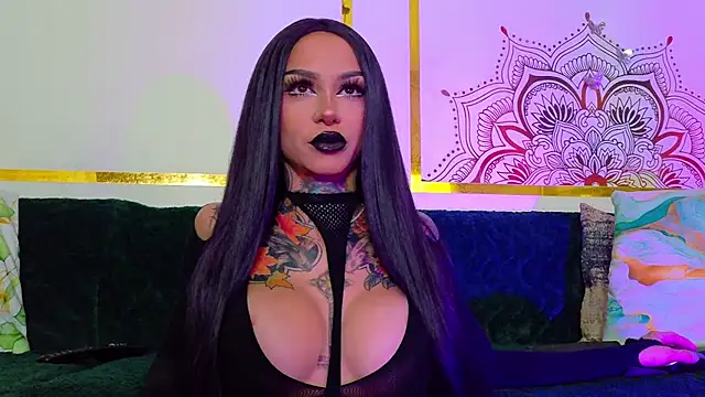 Snapshot of PandoraVolkov chatting on November 26, 2025, 7:47 pm PandoraVolkov online show from November 26, 2025, 7:47 pm