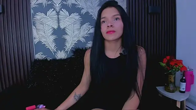 Snapshot of _shantal_smith chatting on September 24, 2025, 3:40 pm shantal smith online show from September 24, 2025, 3:40 pm