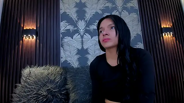 Snapshot of _shantal_smith chatting on October 24, 2025, 4:50 pm shantal smith online show from October 24, 2025, 4:50 pm