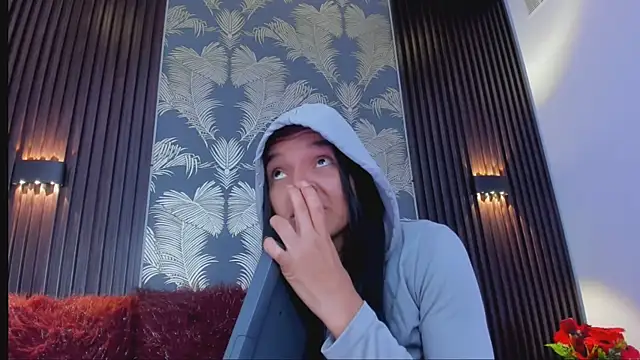 Snapshot of _shantal_smith chatting on November 3, 2025, 2:53 pm shantal smith online show from November 3, 2025, 2:53 pm