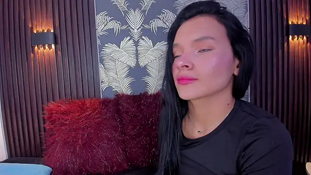 Snapshot of _shantal_smith chatting on November 19, 2025, 4:40 pm shantal smith online show from November 19, 2025, 4:40 pm