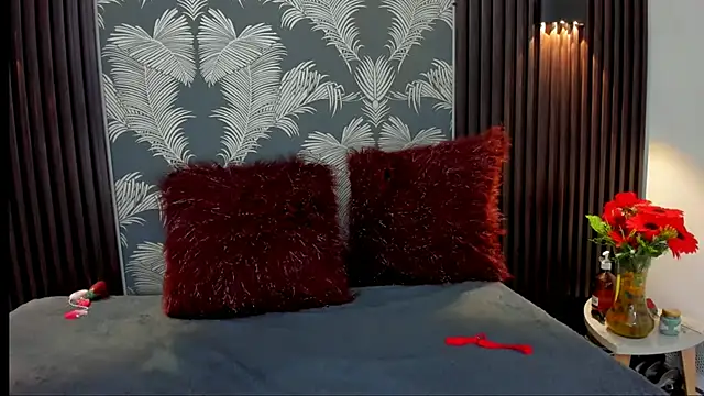 Snapshot of _shantal_smith chatting on October 7, 2025, 5:03 pm shantal smith online show from October 7, 2025, 5:03 pm