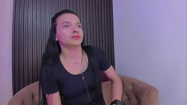 Snapshot of _shantal_smith chatting on November 26, 2025, 5:13 pm shantal smith online show from November 26, 2025, 5:13 pm