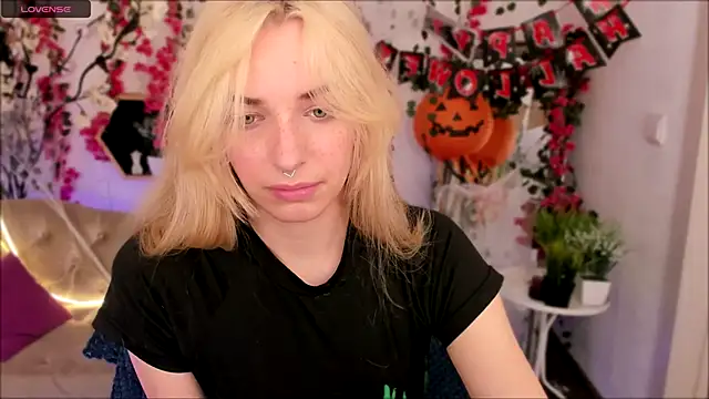 Eli Llie online show from October 29, 2025, 8:41 pm