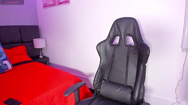 Megan Miles02 online show from January 8, 2026, 11:55 pm