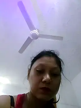 Snapshot of SuupaStar chatting on February 3, 2025, 3:42 am SuupaStar online show from February 3, 2025, 3:42 am