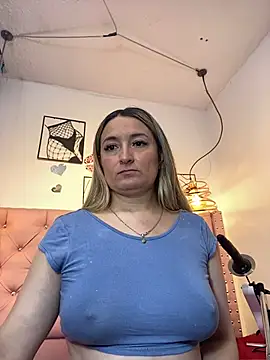 antonella87 online show from February 6, 2026, 9:00 pm