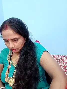 Snapshot of reemacouple007 chatting on November 2, 2025, 7:57 am reemacouple007 online show from November 2, 2025, 7:57 am