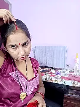 reemacouple007 online show from April 19, 2026, 8:04 am