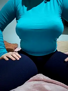 Elaa Su online show from March 8, 2026, 5:38 pm