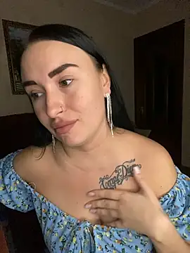 Roxana Bell online show from February 9, 2026, 7:34 pm