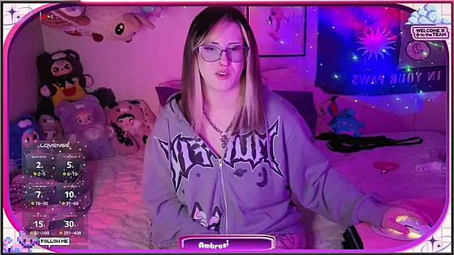 Snapshot of AmbrosiaKitty chatting on May 26, 2026, 8:12 am AmbrosiaKitty online show from May 26, 2026, 8:12 am