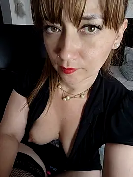 Snapshot of tata_laima__ chatting on March 3, 2025, 4:47 pm tata laima online show from March 3, 2025, 4:47 pm