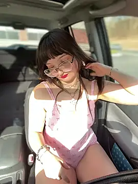 urpuppymoon online show from March 7, 2026, 8:47 pm