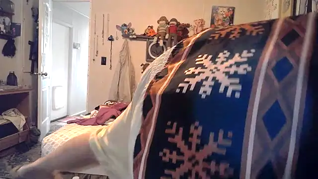 BobbyQ29 online show from April 20, 2026, 5:25 pm