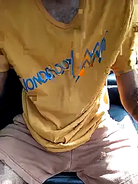 DulajThushara2468 online show from February 3, 2026, 3:26 am