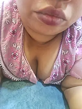 Snapshot of Ravina_patil1 chatting on April 29, 2026, 8:26 pm Ravina patil1 online show from April 29, 2026, 8:26 pm