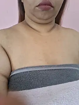 Snapshot of Ravina_patil1 chatting on April 23, 2026, 4:52 am Ravina patil1 online show from April 23, 2026, 4:52 am