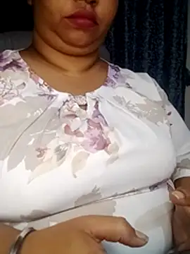 Ravina patil1 online show from March 19, 2026, 4:18 pm