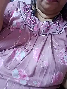 Snapshot of Ravina_patil1 chatting on September 10, 2025, 5:01 pm Ravina patil1 online show from September 10, 2025, 5:01 pm