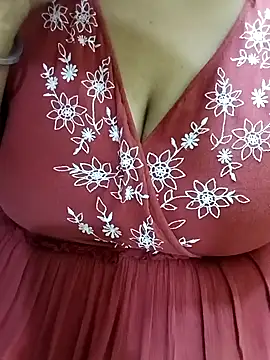 Snapshot of Ravina_patil1 chatting on November 10, 2025, 5:29 pm Ravina patil1 online show from November 10, 2025, 5:29 pm