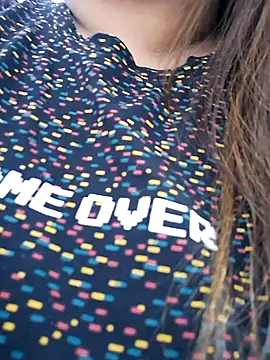 Snapshot of Ravina_patil1 chatting on December 1, 2025, 2:07 pm Ravina patil1 online show from December 1, 2025, 2:07 pm