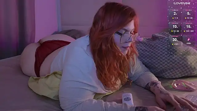 Tara Renn online show from September 8, 2025, 9:47 pm