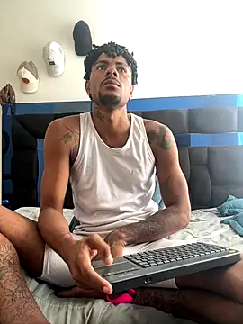 Snapshot of TysonWalkers chatting on January 6, 2026, 3:27 pm TysonWalkers online show from January 6, 2026, 3:27 pm