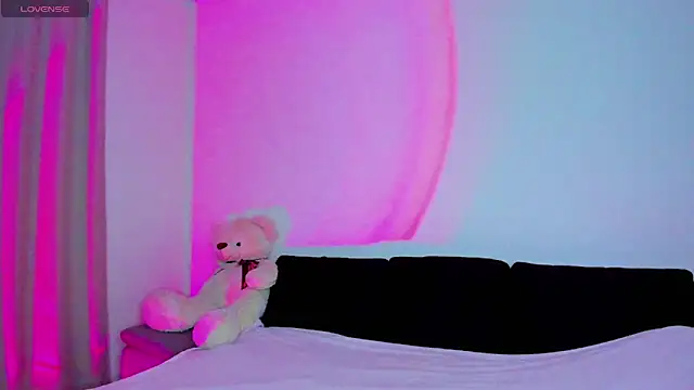 misspollywow online show from February 6, 2025, 4:03 pm