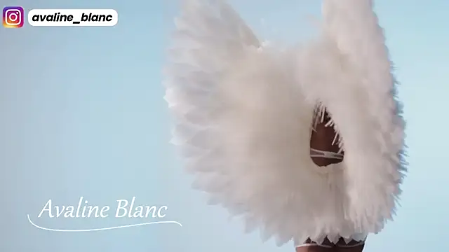 Snapshot of Avaline_Blancx chatting on February 24, 2025, 11:30 pm Avaline Blancx online show from February 24, 2025, 11:30 pm