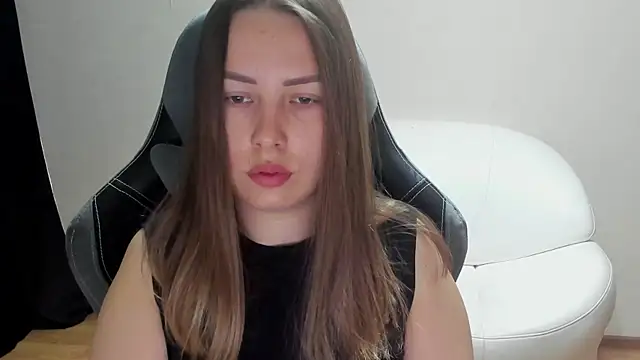 Mia shy1 online show from June 5, 2026, 5:23 am