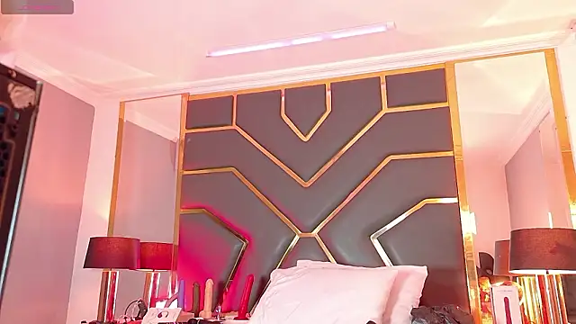 Scarlettt Ass online show from February 3, 2026, 12:10 pm