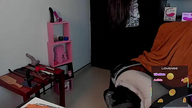 Snapshot of sara_goodgirl13 chatting on October 23, 2025, 8:51 pm sara goodgirl13 online show from October 23, 2025, 8:51 pm