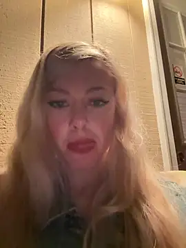 Snapshot of propertyofdaddy chatting on October 8, 2025, 12:12 am propertyofdaddy online show from October 8, 2025, 12:12 am