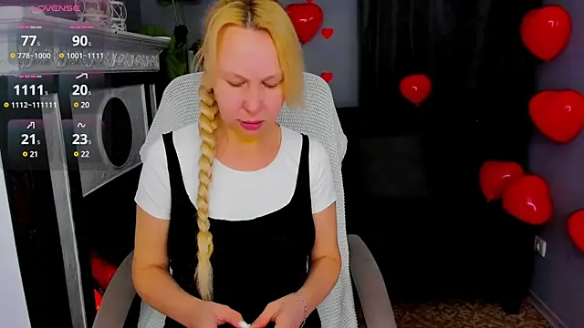 Snapshot of Anny_Jey_ chatting on February 15, 2025, 6:01 pm Anny Jey online show from February 15, 2025, 6:01 pm