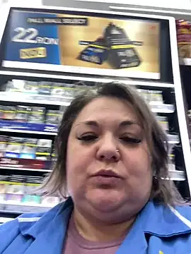 Snapshot of MikyVesela chatting on December 2, 2024, 5:54 pm MikyVesela online show from December 2, 2024, 5:54 pm