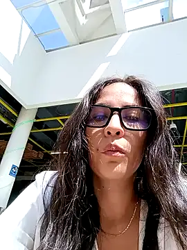 Snapshot of Lena-32 chatting on December 16, 2024, 3:43 pm Lena-32 online show from December 16, 2024, 3:43 pm