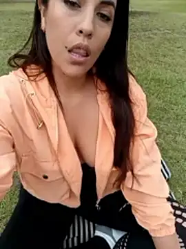 Lena-32 online show from February 6, 2026, 9:11 pm