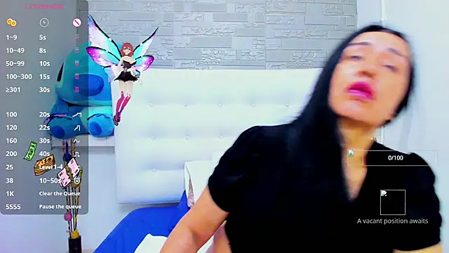 Snapshot of HorniestMilf chatting on November 20, 2025, 8:20 pm HorniestMilf online show from November 20, 2025, 8:20 pm