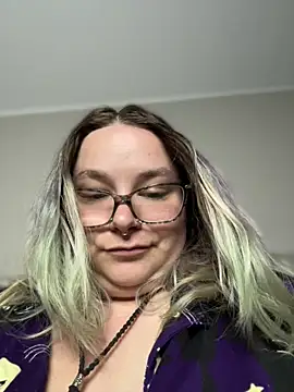 Snapshot of kitten0760 chatting on June 14, 2026, 6:09 pm kitten0760 online show from June 14, 2026, 6:09 pm