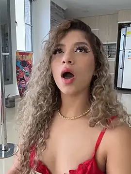 Snapshot of Melina-Smith chatting on November 8, 2025, 7:06 pm Melina-Smith online show from November 8, 2025, 7:06 pm