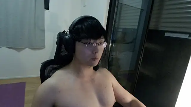 Tkcqcc online show from September 21, 2025, 3:39 pm