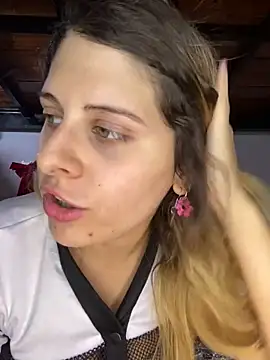 FlorBich online show from February 12, 2026, 5:02 pm