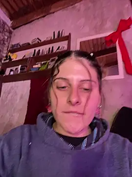 FlorBich online show from June 10, 2026, 9:27 pm