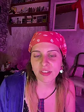 FlorBich online show from May 8, 2026, 4:38 am